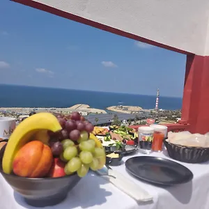Manara Riva فندق